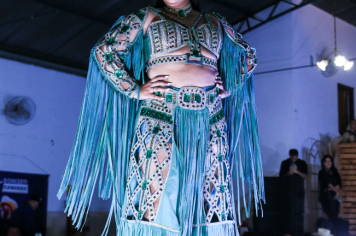 Foto - Desfile da Escolha da Rainha do 34º Rodeio de Bofete