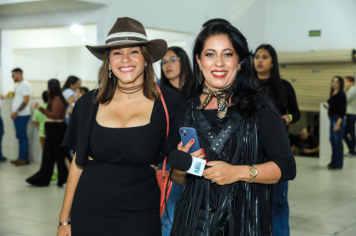 Foto - Desfile da Escolha da Rainha do 34º Rodeio de Bofete