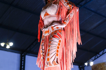 Foto - Desfile da Escolha da Rainha do 34º Rodeio de Bofete