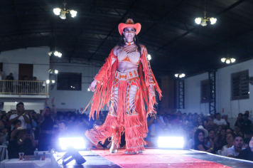 Foto - Desfile da Escolha da Rainha do 34º Rodeio de Bofete
