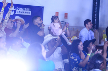 Foto - Desfile da Escolha da Rainha do 34º Rodeio de Bofete