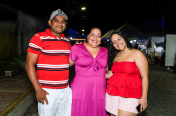 Foto - Desfile da Escolha da Rainha do 34º Rodeio de Bofete