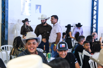 Foto - Desfile da Escolha da Rainha do 34º Rodeio de Bofete