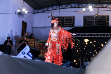Foto - Desfile da Escolha da Rainha do 34º Rodeio de Bofete