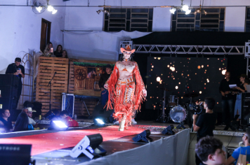 Foto - Desfile da Escolha da Rainha do 34º Rodeio de Bofete