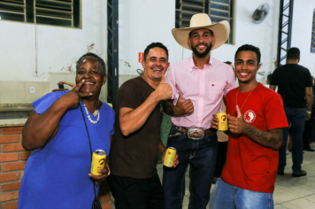 Foto - Desfile da Escolha da Rainha do 34º Rodeio de Bofete