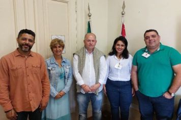  Reunião na Secretaria Estadual de Educação com os assessores Camilo e Cristiano.