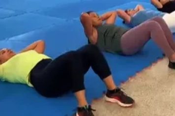 Tá rolando aula de FUNCIONAL.