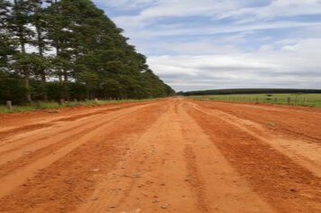 Prefeitura recupera estrada do São Roque Velho